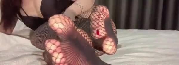 无法被满足的美少妇 还没开始操 就开始发骚