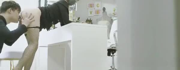 洗手间艹S身材女神黑丝少妇