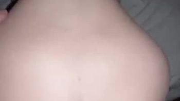 爱被后入的蜜桃臀少妇