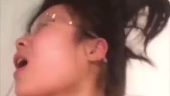 肏偷情四眼少妇