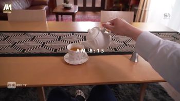 主人的丁丁勃起变成变态色猪了呢明明长著可爱脸蛋不仅帮人家撸到射