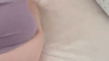 05年童颜巨乳【魔鬼爱Uaijie】4月最新付费福利10